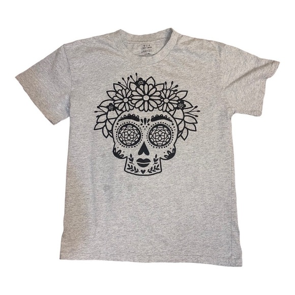 Tops - Sugar Skull T-shirt. Size S